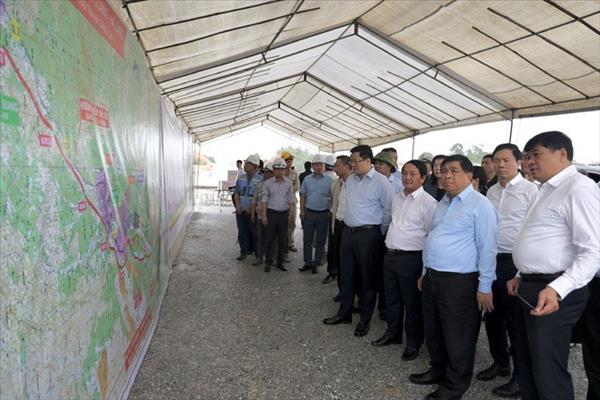 ສູ້ຊົນກໍ່ສ້າງສຳເລັດເສັ້ນທາງຄວາມໄວສູງ ຕວຽນກວາງ - ຮ່າຢາງ ໃນປີ 2025