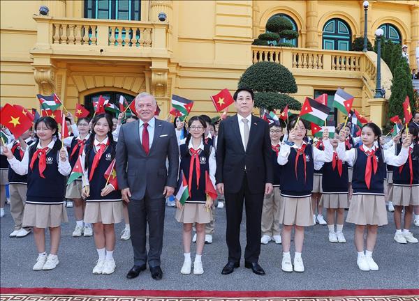 Chủ tịch nước Lương Cường chủ trì lễ đón chính thức Quốc vương Jordan