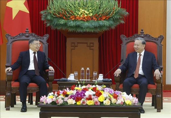 또 럼 당 서기장, 中 공산당 중앙선전부장 접견