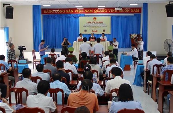 ກອງ​ບັນ​ຊາ​ການທະ​ຫານ​ເຮືອ​ເຂດ 3 ໄດ້​ສົມ​ທົບ​ກັນ​ໂຄ​ສະ​ນາ​ໃຫ້​ແກ່​ຊາວ​ປະ​ມົງ​ກ່ຽວ​ກັບ​ການ​ຕ້ານ​ການ​ຂຸດ​ຄົ້ນ​ສິນ​ທະ​ເລ​ແບບ​ຜິ​ດ​ກົດ​ໝາຍ