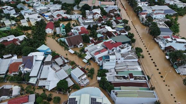Khanh Hoa takes highest-level measures in response to severe flooding