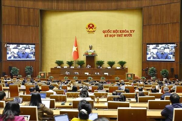 베트남 국회, ‘스승의 날에 교육 분야 3개 법안 논의