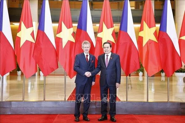 捷克参议院议长圆满结束对越南进行的正式访问