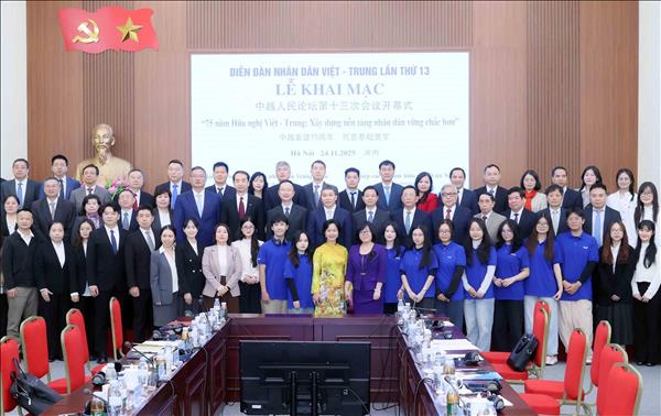 Khai mạc Diễn đàn nhân dân Việt - Trung lần thứ 13