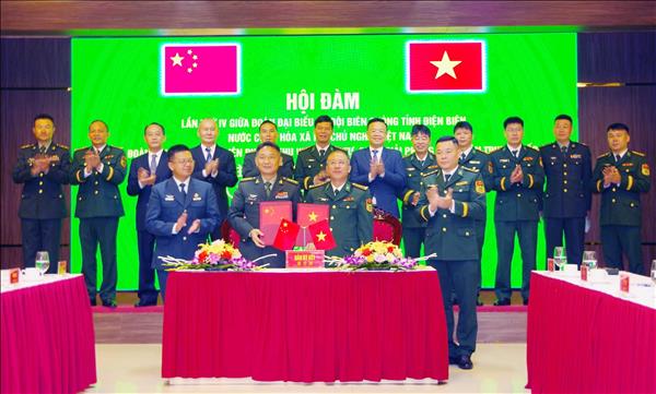 Hợp tác giữ vững biên giới hòa bình, hữu nghị Việt Nam – Trung Quốc