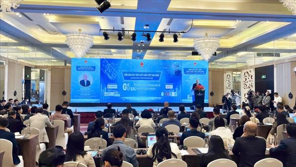 ទំហំនាំចូល-នាំចេញសរុបរបស់វៀតណាមសម្រេចបានជាង ៩៥០ ពាន់លានដុល្លារ អាមេរិកនៅឆ្នាំ ២០២៥