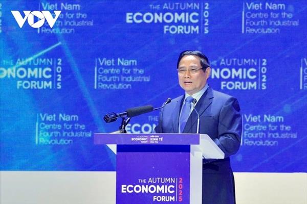 បើកវេទិកាសេដ្ឋកិច្ចសរទៈរដូវឆ្នាំ២០២៥៖ ការផ្លាស់ប្តូរបៃតងគឺជាបទបញ្ជា