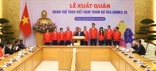 ນາ​ຍົກ​ລັດ​ຖະ​ມົນ​ຕີ ຟ້າມ​ມິງ​ຈິງ ເຂົ້າ​ຮ່ວມ​ພິ​ທີ​ສົ່ງ​ຄະ​ນະ​ນັກ​ກິ​ລາ ຫວຽດ​ນາມ ເດີນ​ທາງ​ໄປ​ເຂົ້າ​ຮ່ວມ​ງານ​ມະ​ຫາ​ກຳ​ກິ​ລາ ຊີ​ເກມ 33