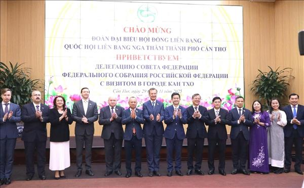 Cần Thơ đề xuất hợp tác với doanh nghiệp Nga trong lĩnh vực năng lượng tái tạo, nông nghiệp