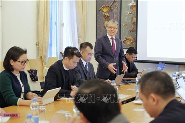 Vietnams new science, technology, innovation strategy introduced to Vietnamese scientists in Germany