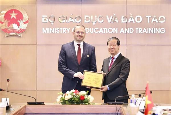 вклад заместителя министра науки и высшего образования РФ в развитие образования во Вьетнаме
