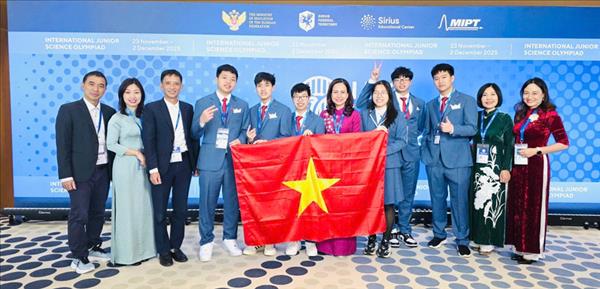 Estudiantes de Hanoi ganan medallas en la Olimpiada Internacional de Ciencia Juvenil