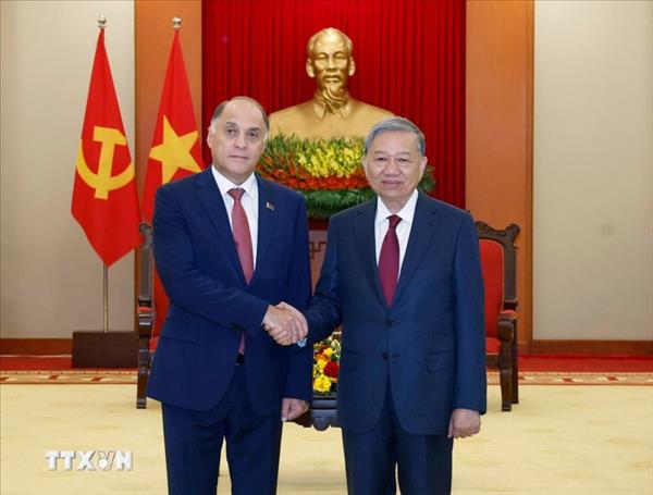 ເລ​ຂາ​ທິ​ການ​ໃຫຍ່ ໂຕ​ເລິມ ໃຫ້​ການ​ຕ້ອນ​ຮັບ​ເລ​ຂາ​ທິການ​ສະ​ພາ​ຄວາມ​ໝັ້ນ​ຄົງ ເບ​ລາ​ຣຸດ