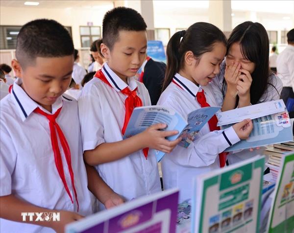 Hanoi becomes member of UNESCOs Global Network of Learning Cities