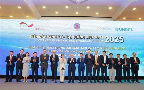 Định vị Việt Nam trong tầm nhìn chiến lược kinh tế - tài chính giai đoạn 2026-2030