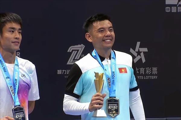 Ly Hoàng Nam remporte le titre en simple du PPA Tour Asia