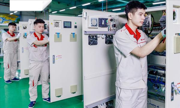 Bac Ninh développe son commerce et ses services diversifiés associés à sa transformation numérique