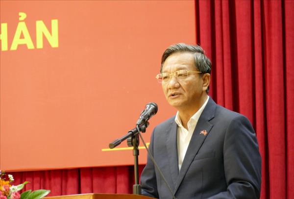 Presidente Kaysone Phomvihane perdura en corazones de Laos y Vietnam