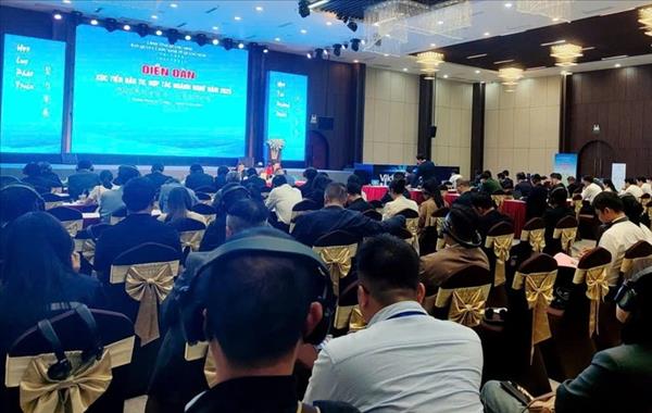 ສົ່ງ​ເສີມການ​ລົງ​ທຶນ, ການ​ຮ່ວມ​ມື​ຂະ​ແໜງ​ອາ​ຊີບ​ລະ​ຫວ່າງ​ແຂວງ ກວ໋າງ​ນິງ (ຫວຽດ​ນາມ) ກັບ ແຂວງ ກວາງ​ຊີ (ຈີນ)