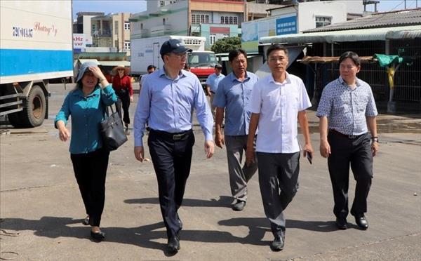 ນະ​ຄອນ ໂຮ່​ຈີ​ມິນ ຮັດ​ແໜ້ນ​ການ​ຄຸ້ມ​ຄອງ​ເຮືອ​ຫາ​ປາ​ທີ່​ບໍ່​ມີ​ເງື່ອນ​ໄຂ​ຄົບ​ຖ້ວນ​ ເພື່ອເດີນເຮືອ