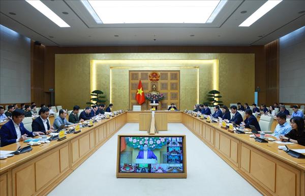 范明政总理：没有任何理由延迟完成灾民住房重建修缮工作