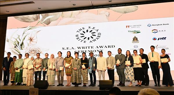 Hai nhà văn Việt Nam được nhận Giải thưởng văn học Đông Nam Á 2024-2025