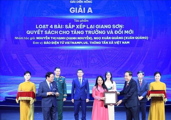 Lễ trao Giải Diên Hồng lần thứ tư: Tôn vinh 64 tác phẩm xuất sắc