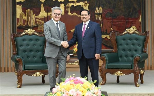 ມາ​ນະ​ພະ​ຍາ​ຍາມ​ນຳ​ກາ​ນ​ພົວ​ພັນ ຫວຽດ​ນາມ - ລາວ ​ກ້າວ​ເຂົ້​າ​ສູ່​ໜ້າ​ປະ​ຫວັດ​ສາດ​ໃໝ່, ນັບ​ມື້​ນັບ​ພັດ​ທະ​ນາ​ຢ່າງ​ແຮງ, ມີ​ຄວາມ​ສະ​ໜິດ​ແໜ້ນ​ກ່​ວາ