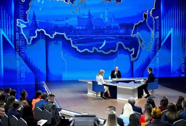 ມີ​​ກ່​ວາ 2 ລ້ານຄຳ​ຖາມ​ໄດ້​ສົ່ງ​ໄປ​ຍັງ​ປະ​ທາ​ນາ​ທິ​ບໍ​ດີ ລັດ​ເຊຍ Vladimir Putin ໃນ​ການ​ປະ​ຊຸມ​ຂ່າວ​ທ້າຍ​ປີ