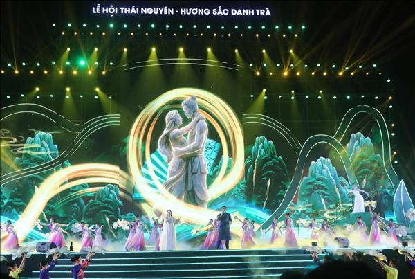 Festival Thái Nguyên - Hương sắc danh trà: Tôn vinh giá trị của cây chè và con người Việt Nam