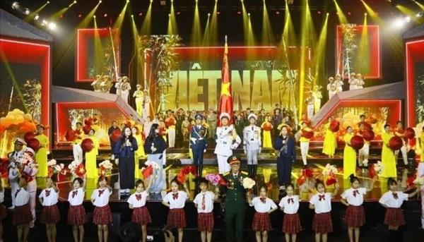 ລາຍ​ການ​ສະ​ແດງ​ສິ​ລະ​ປະ ຄຳ​ສັ່ງ​ຈາກ​ຫົວ​ໃຈ