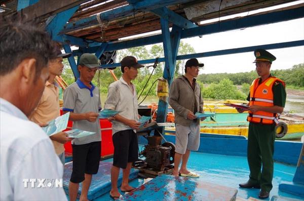 IUU「イエローカード」是正へ：ドンタップ省、漁船の入出港を100％管理