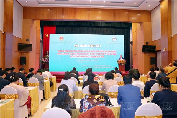 Tăng cường liên kết vùng và bảo đảm an toàn thực phẩm cho người dân Thủ đô 