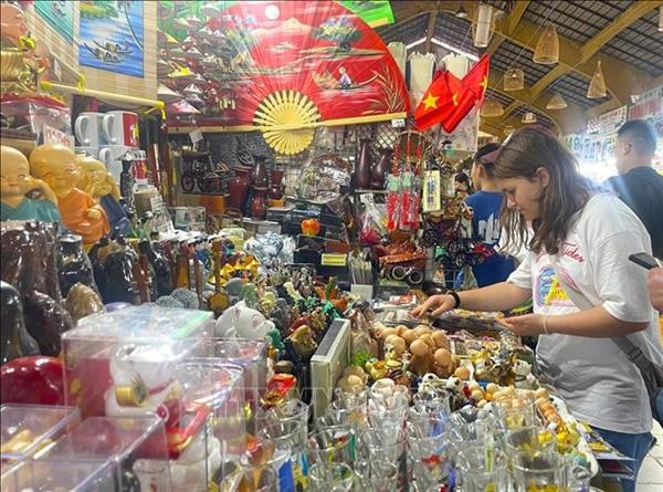 Green consumption on the rise, intl tourists increasingly favour Vietnamese products