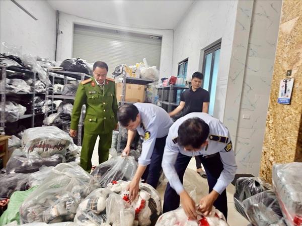 Lucha contra productos falsificados en comercio electrónico en Vietnam: retos y soluciones