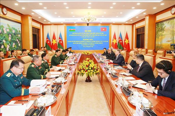 Đại tướng Phan Văn Giang hội đàm với Bộ trưởng Bộ Công nghiệp quốc phòng Cộng hòa Azerbaijan