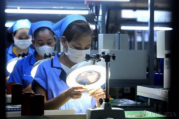 Vietnams total trade exceeds 930 billion USD in 2025