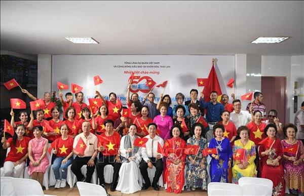 OV help strengthen national power, enhance Vietnams international standing