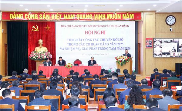 Thường trực Ban Bí thư: Chuyển đổi số phải đảm bảo giảm công sức, xử lý công việc hiệu quả, quy trình hiện đại hơn