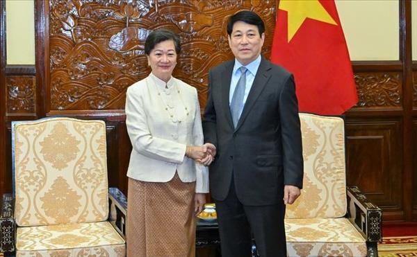 ສືບ​ຕໍ່​ປັບ​ປຸງ​ຄວາມ​ໄວ້​ເນື້ອ​ເຊື່ອ​ໃຈ​ດ້ານ​ການ​ເມືອງ​ລະ​ຫວ່າງ ຫວຽດ​ນາມ ແລະ ກຳ​ປູ​ເຈຍ