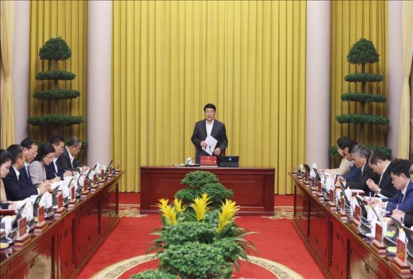 Chủ tịch nước Lương Cường chủ trì giao ban công tác với Văn phòng Chủ tịch nước