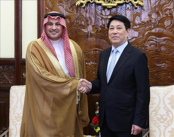 르엉 끄엉 국가주석, 사우디아라비아‧필리핀 대사 접견