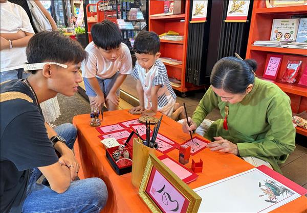 Thêm không gian văn hóa đêm cho người dân Thành phố Hồ Chí Minh