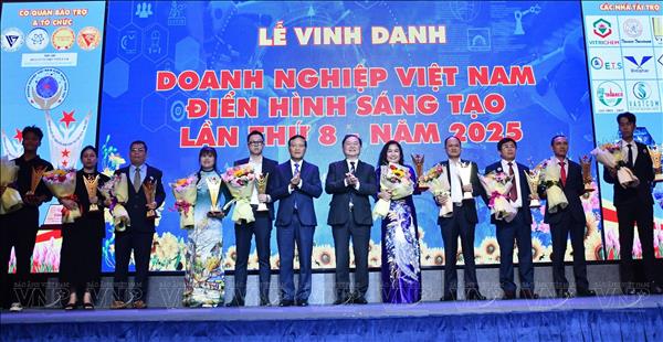 Vinh danh doanh nghiệp Việt Nam điển hình sáng tạo năm 2025