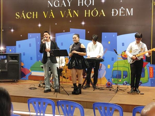 ទីក្រុងហូជីមិញបើកកន្លែងទទួលបទពិសោធន៍វប្បធម៌ពេលយប់នៅក្នុងមជ្ឈមណ្ឌលទីក្រុង