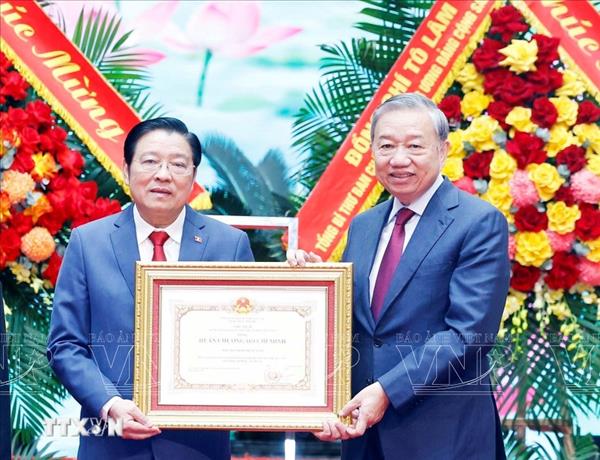 លោកអគ្គលេខាបក្ស តូ ឡឹម តម្រូវឱ្យផ្នែកកិច្ចការផ្ទៃក្នុងលើកកម្ពស់ការងារធ្វើសេនាធិការយុទ្ធសស្ត្រ