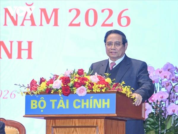 នាយករដ្ឋមន្ត្រី លោក ហ្វាម មិញ ជីញ ស្នើរឱ្យវិស័យហិរញ្ញវត្ថុ ចំណូលនិងចំណាយប្រកបដោយលក្ខណៈលោតផ្លោះ - ហិរញ្ញវត្ថុប្រកបដោយចីរភាព