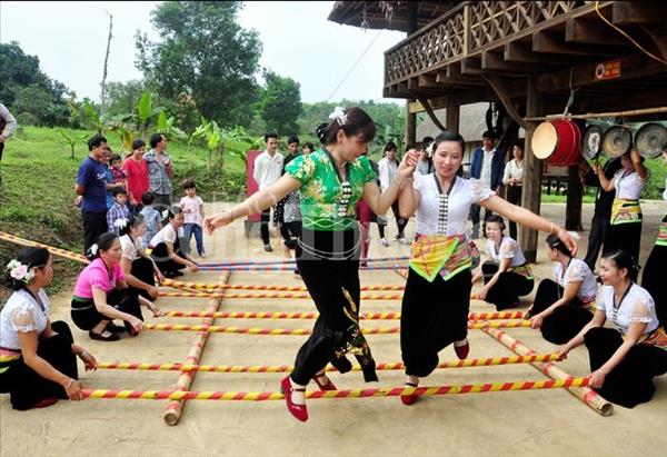 Hanois ethnic culture village kicks off month-long Tet celebrations