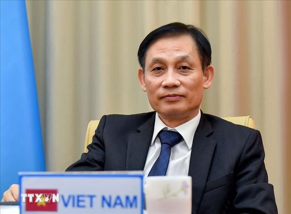 Le Vietnam maintient son initiative stratégique dans un monde en pleine évolution