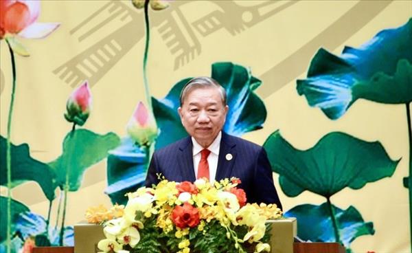 ພິ​ທີ​ສະ​ເຫຼີມ​ສະຫຼອງ 80 ປີ​ແຫ່ງວັນ ເລືອກ​ຕັ້ງ​ສະ​ພາ​ແຫ່ງ​ຊາດ ຫວຽດ​ນາມ ​ຄັ້ງ​ທຳ​ອິດ